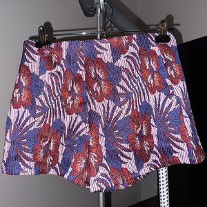 Zara High Rise Floral Shorts, Size M, NWT